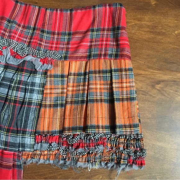 Vintage Westwood style plaid skirt - Picture 4 of 10